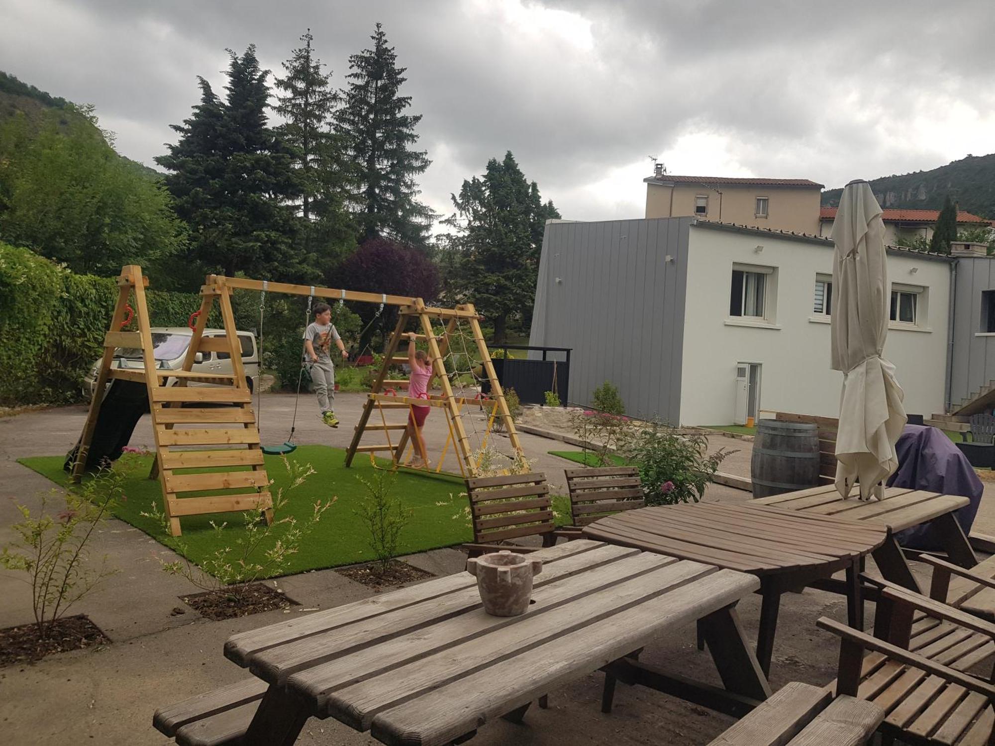 Gite Aux Tourterelles Tournemire  Экстерьер фото