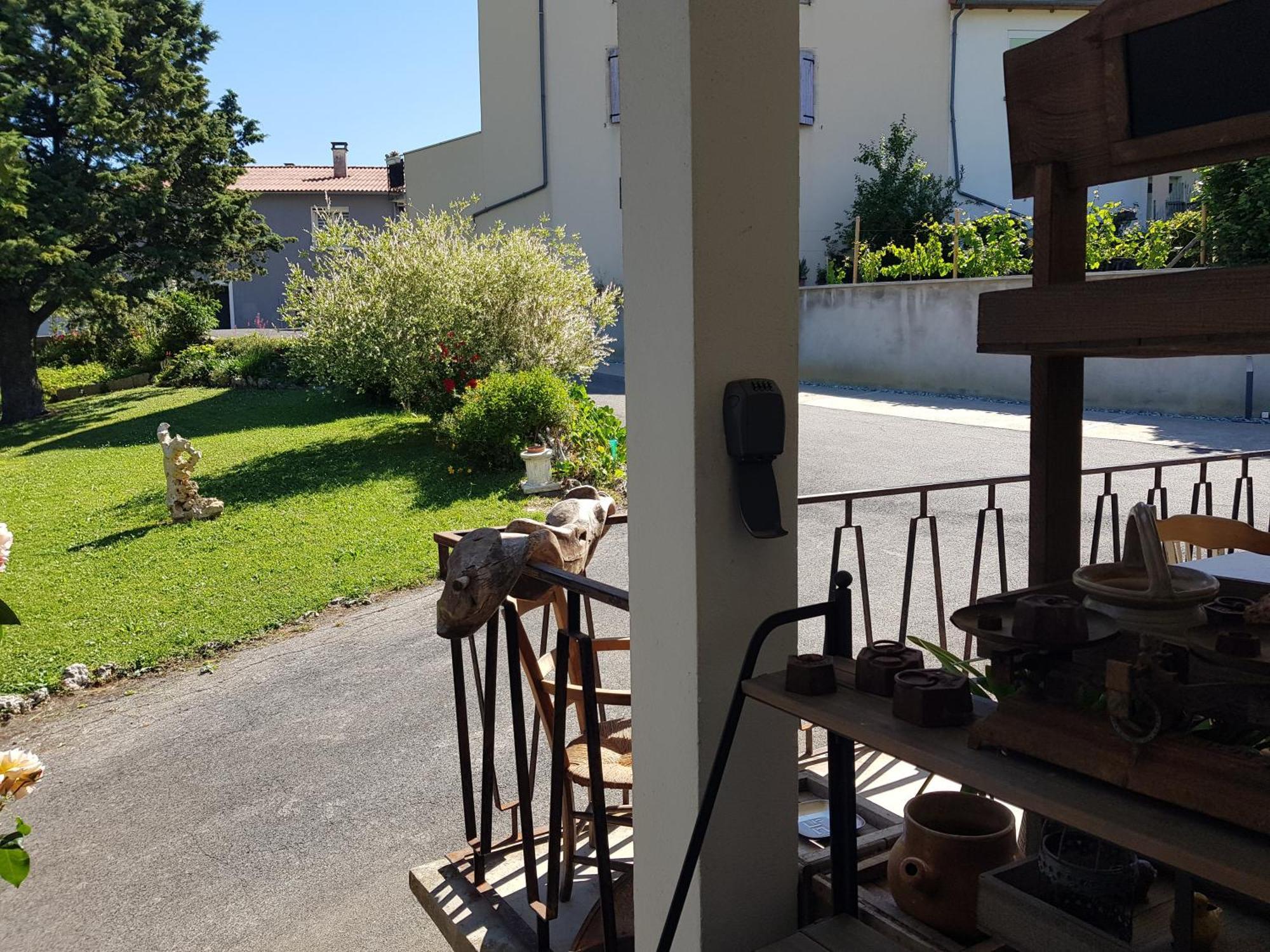 Gite Aux Tourterelles Tournemire  Экстерьер фото